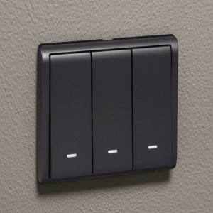 Schneider 20A-16AX 250V 3 Gang 1 Way Switch with Fluorescent Locator, Matt Black E8233L1F20_MB_G1