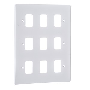 Schneider Electric Ultimate moulded plate Grid system 9 gangs  white GUG09G