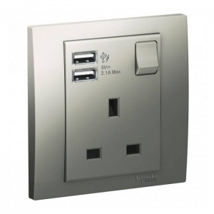 Schneider Electric Vivace Switched Socket 13A combined 2 x USB Ports 2.1A 1 Gang Aluminium Socket KB15USB_AS