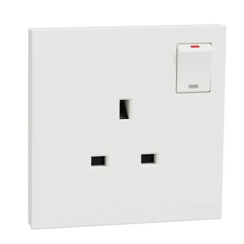 Schneider Electric AvatarOn C Switched socket 13A 250V 1 gang white E8715_WE